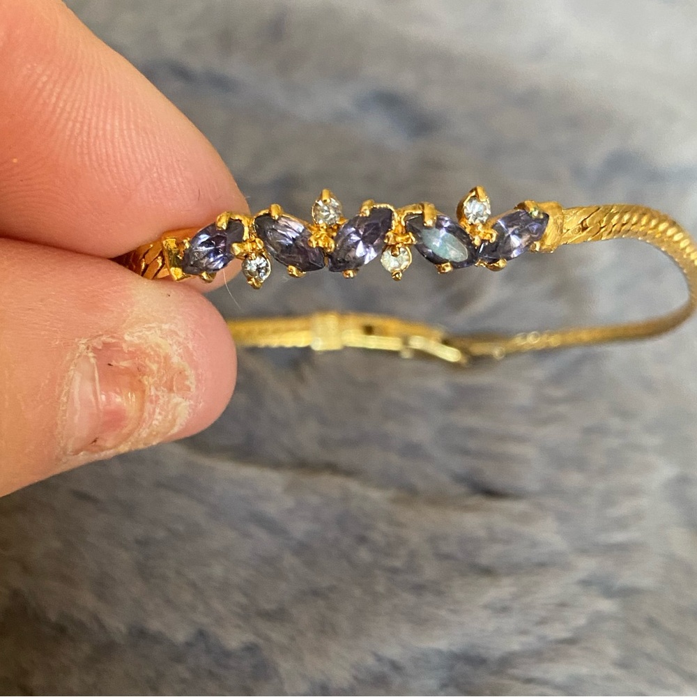 Amethyst - Picture 2 of 6